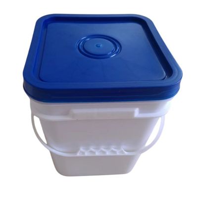 Runder oder quadratischer Plastikbehälter von 1 L bis 25 L mit hoher Haltbarkeit