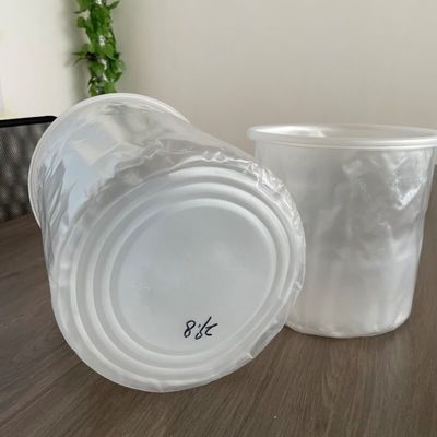 Rote benutzerdefinierte Auskleidung für Farbkleber und chemische Flüssigkeit in Plastikbehältern