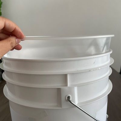 Vielseitiges rundes Plastikbecken für verschiedene Arbeitsbedingungen Anpassungsfähig und langlebig