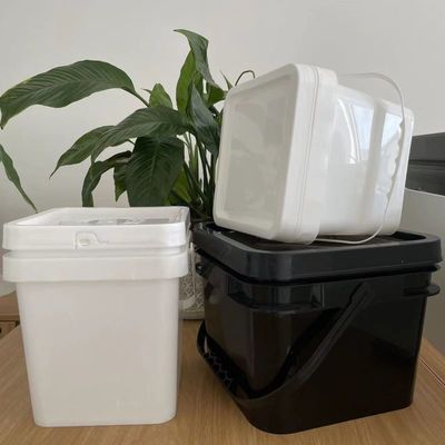 4L Quadrat Plastikbehälter mit blauer Farbe und gedrucktem Muster
