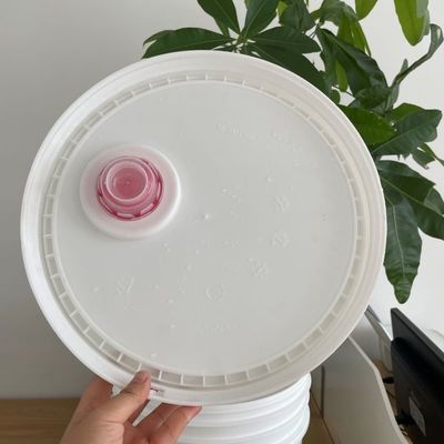 Zertifiziert von GAP/ISO/FDA Hergestellt in 5L 10L 20L 25L Plastikbehälter für Flüssigkeitsbehälter