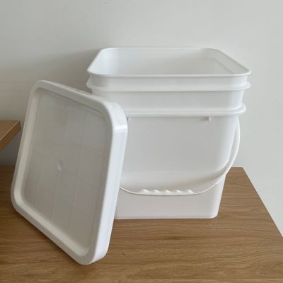 Quadratischer Plastikbehälter mit Handgelenk, kundenspezifische Farbe, rund oder quadratisch GAP/ISO/FDA Zertifikat