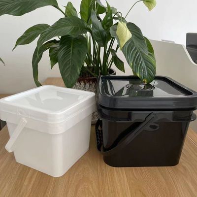 2 Gallonen Quadrat Plastikbehälter mit Deckel und Griff GAP/ISO/FDA zertifizierter Behälter