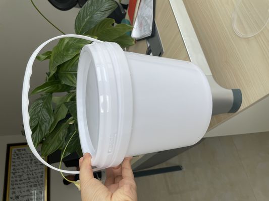 Aufkleber Etikett Druckmethode 1L Plastik weißer Eimer mit Deckel und Griff