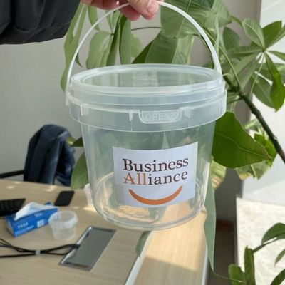 Personalisieren Sie 500ml Quadrat Eimer PP Material für Ihre Getränke Produktion Bedürfnisse