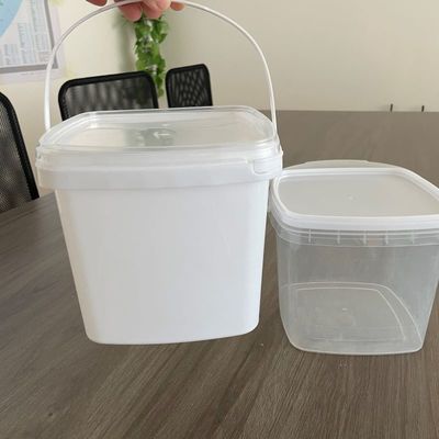 GAP/ISO/FDA zertifizierter quadratischer Plastikbehälter in 500 ml 1L 2L 3L 4L 5L Größen für Snacks