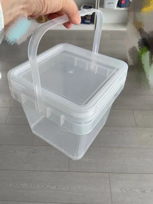 Quadratische 2L 3L 5L 8L 10L klare Plastikbehälter mit leicht zu öffnenden und zu schließenden Deckel