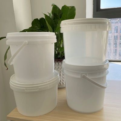 Schwarzer Kunststofffarbebehälter mit Deckel 5L 8L 10L 15L Dauerhaft und GAP/ISO/FDA zertifiziert