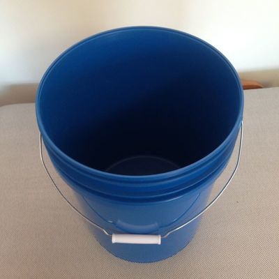 Werkzeug HDPE 20L Eimer Plastik 5 Gallonen Eimer mit Deckel undicht und langlebig aus dem Eimer
