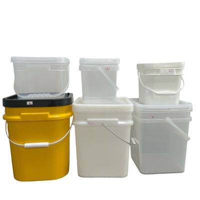 Durchsichtiger, quadratischer Plastikbehälter mit Deckel, langlebiger und zertifizierter Kapazität von 1-25 L