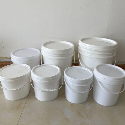 5 Liter Plastikbehälter mit Lebensmittel-Spuckdeckel und fortschrittlicher Drucktechnologie